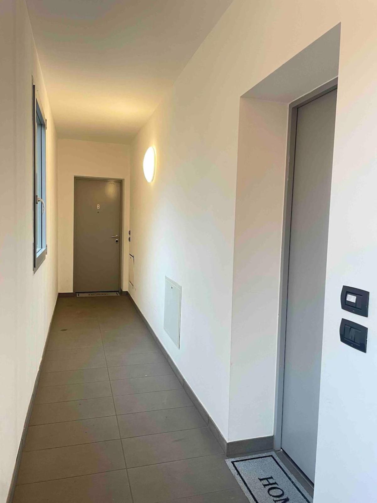 City Center - Modern Flat With Free Parking And Wifi - Apt B Bergamo Exterior foto